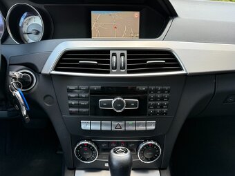 Mercedes-Benz Třídy C,  200 CDI 7-GTRONIC AVANTGARDE - 14