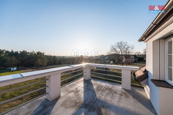 Prodej rodinného domu, 250 m², Bukovany - 14