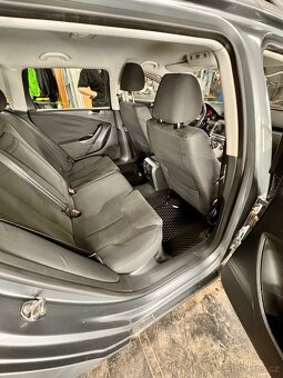 Passat B6 2.0 TDi 125kw manuální převodovka - 14