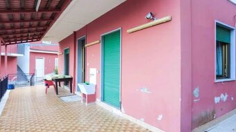 Sicílie, vila 2 byty, 180 m2, poz. 1.000 m2, Gioiosa Marea - 14