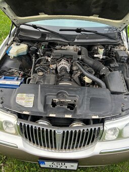 Lincoln Town car 4.6 V8 automat - 14