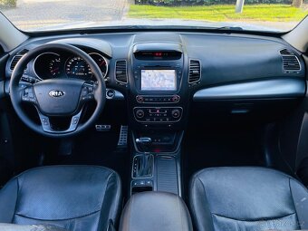 Hyundai Santa Fe 2.2CRDi 145KW 4x4 AUT VÝHŘEV KAMERA PREMIUM - 14