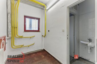 Prodej, komerční/obchodní prostory, 129 m2, Nádražní 2186/52 - 14