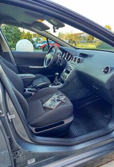 Peugeot 308 1.4i 70 kW - 2009 | 2.maj | 100tkm | STK ¹⁰/27 - 14