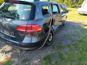 VW Passat variant B7 1.4 TSI 90 kW - 14