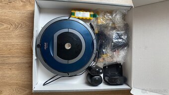 Robotický vysavač iRobot Roomba - 14