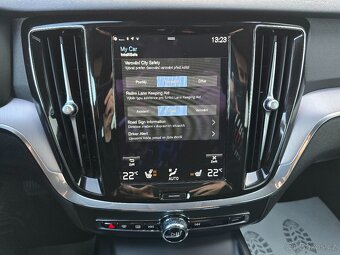 VOLVO V60 2,0 184kW B5 AWD CROSS COUNTRY Auto 2021 ČR -DPH - 14