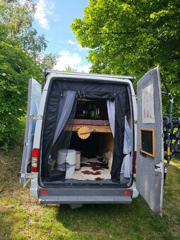 Mercedes Benz sprinter 2005, 7 míst + nákladní + obytný - 14