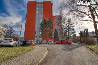 Příjemný byt 2+1 s obrovským balkónem v centru Rožnova - 14