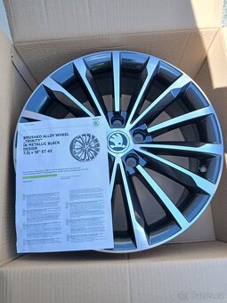 Pěkná nová orig alu kola Škoda Kodiaq 235/55/18 - 14