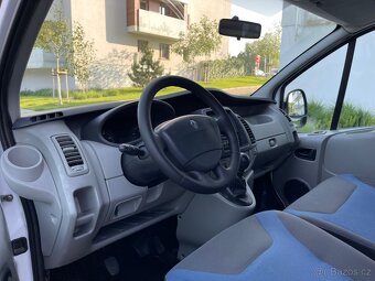 RENAULT TRAFIC 2.5DCI 146PS LONG 6 MÍST R.V.2011 - 14