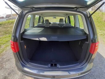 SEAT Alhambra 2,0tdi 103kw 179tkm velmi dobrý stav - 14