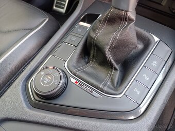 VW Tiguan 2.0TDI 147kW 4x4 DSG R-Line 72tkm Virtual Taž. ACC - 14