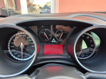 Alfa Romeo Giulietta 1.75 Turbo Quadrifoglio Verde - 14