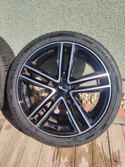 ALU kola + pneu 215- 40-17 letní - 14