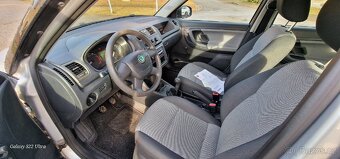 Škoda Fabia 1.4.16V 63Kw R.v 11/2010 - 14