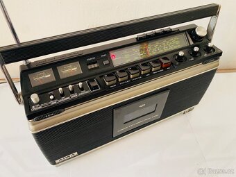 Radiomagnetofon/boombox Aiwa TPR 930, rok 1974 - 14