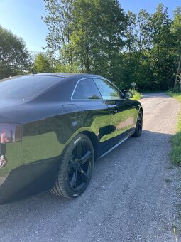 Audi A5 3.0 TDI Coupé Quattro S-Line – Spolehlivý dálkař - 14