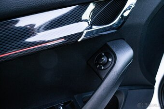 Škoda Octavia Combi 2.0 TDI RS DSG 4x4 - 14