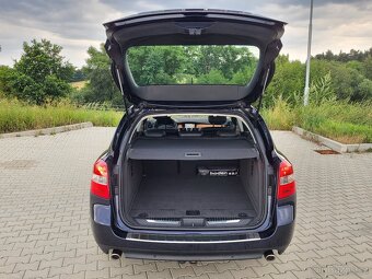 Renault Laguna III 2.0dCi 127kW Initiale - tažné - 1.Majitel - 14