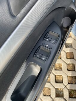 Škoda Octavia 12 TSi 77 Kw Elegance DSG Kombi - 14
