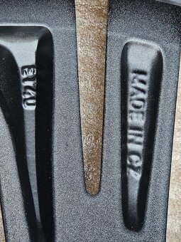 Pěkná, nová orig kola Škoda Kodiaq, Michelin 235/50/19 - 14