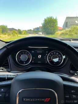 Dodge challenger 5.7 V8 HEMI - 2016 - 14
