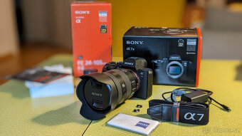 Skvělý Sony Alpha 7 III včetně zoom objektivu FE 24-105 mm F - 14