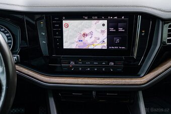 Volkswagen Touareg 3.0 TDI / TOP STAV / Night VIsion / Masáž - 14