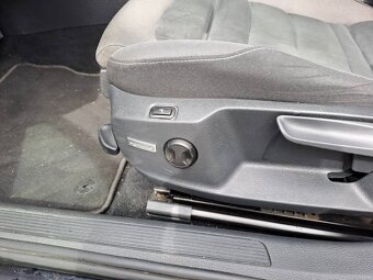Volkswagen Golf - 14