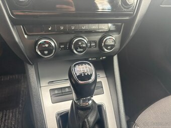 Škoda Octavia 1.4 tsi 110kw r.v.2016, Serviska - 14