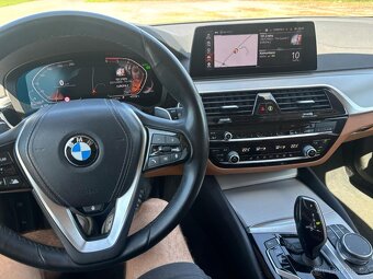 BMW g31 520d 2020, Sport Line, perfektní stav a výbava - 14