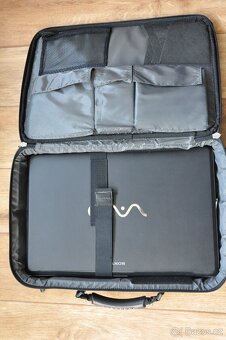 Sony Vaio PCG-8141M - 18,4" - 14