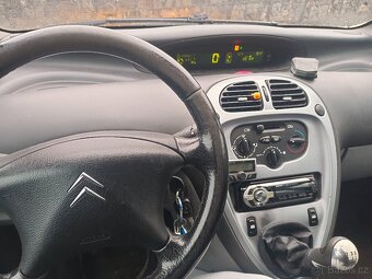 Citroen Xsara Picasso 2010 - 14