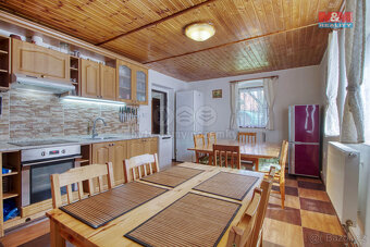 Prodej rodinného domu, 233 m², Strašín, ul. Lazny - 14