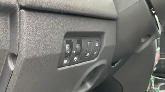 Renault Mégane, 1.5 DCI 78 KW // PANORAMA // RV 3/2008 - 14