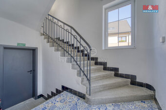 Prodej obchod a služby, 70 m², Plzeň, ul. Šípková - 14