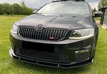 PREDNI MASKA OCTAVIA 3 / 3FL / 4 RAMECEK GRILU MASKY CERNY - 14