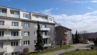 Pronájem: byt 2+1 s lodžií / Ivančice - 14
