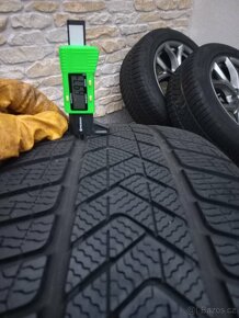 BMW X5 X6 sada 19" Styling 735, zimní pneu Pirelli 265/50 - 14