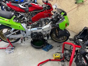 SUZUKI gsx1300r HAYABUSA - 14