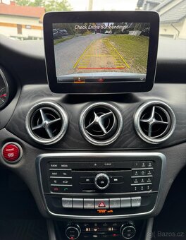 Mercedes-Benz CLA 250 4Matic 7G-DCT AMG Line - 14