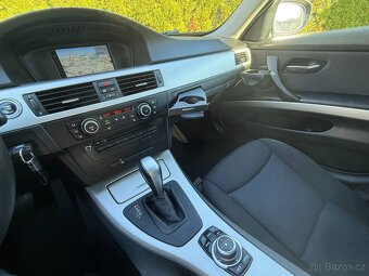 BMW 318i 105kW E91 AT6° Bi-Xenony PANORAMA /2010-229.802km/ - 14