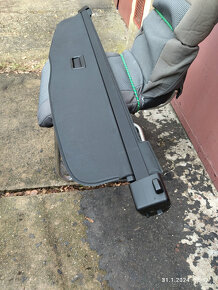 Roletka do zavazadlového prostoru auta - 14
