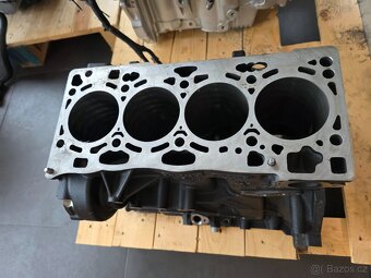 BLOK MOTORU + KLIKA NOVA DFF / DFS 2,0 TDI - 14