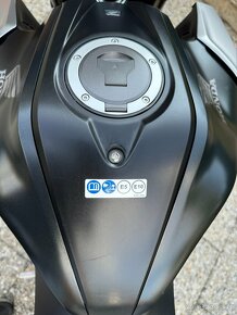 Honda CB 125 R - 14