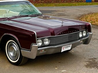 Lincoln Continental - 14