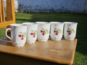 Sada porcelánových hrnků s třešněmi - 14