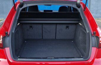 Audi A4 Avant 40TDI Quattro 2025 90km Competition Matrix DPH - 14