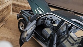Model Toyota Land Cruiser LC80 1:18 Keng Fai - 14